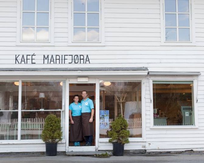 Franka og Paul i Sognefjord Sjokolade har allereie vakse ut av lokala til Marifjøra Kafé. No skal dei bygga eit nytt produksjonslokale på 160m2, berre eit steinkast frå det gamle.