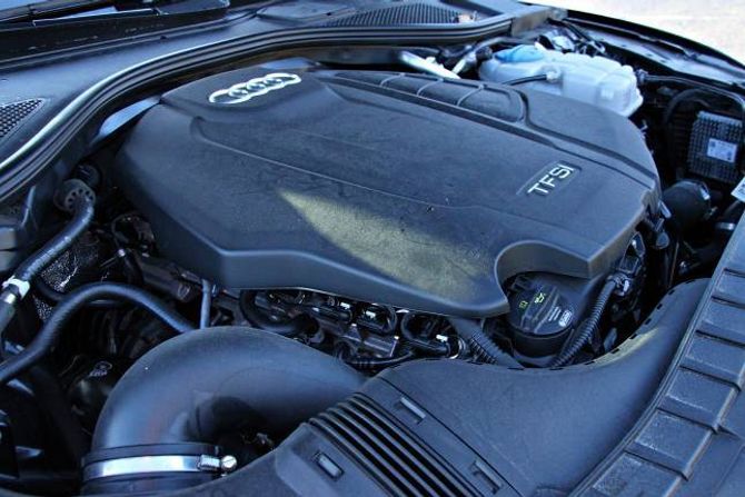 STOR NOK: 190 hestekrefter frå ein firesylindra motor er litt snauare enn forventa i ein slik bil, men det dug.