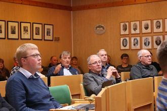– LITT SKUFFA: Kristen Olav Grøttebø (sentralt i bakgrunnen).