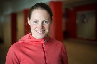VIL NÅ FLEIRE: Melissa Venes, fysioterapeut og helserådgjevar i Frisklivssentralen Sogn skulle gjerne sett at fleire tok kontakt for å få hjelp til å innføre sunne vanar og trening i kvardagen.