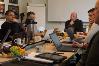 TANKEFULL GJENG: Etter ein grundig diskusjonsrunde enda politikarane på det trygge alternativet.