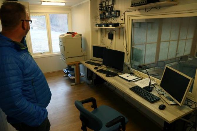 DATAUTSTYR: Farnes skyttarlag har investert mykje i topp moderne datautstyr.
