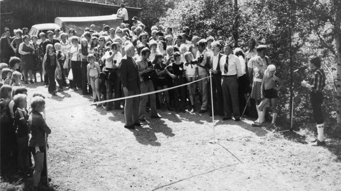 MARKERING: Folkevegen til Vetti vart opna i juni for 40 år sidan. Det skal markerast søndag under Nasjonalparkfestivalen. Foto lånt av Sogelaget.