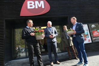 TRENG SLIKE: Arve Tokvam i LNU er klar på at bygda treng aktørar som Kjell Andersen for å skape nye arbeidsplassar i kommunen.