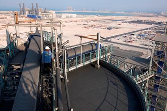 Qatalum eies 50/50 av Qatar Petroleum og Hydro.