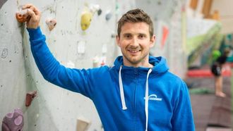 SATSAR STORT: Jarle Kalland i Idrettssenteret seier det nye anlegget vil framstå som topp moderne når det er ferdig. Ei stor auke i interessa for klatring har framprovosert utvidinga.
