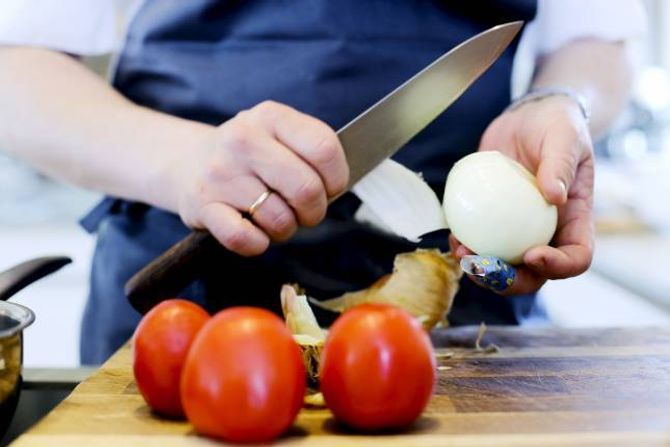 GRØNSAKER: Det er mykje sunt og godt i ein bognase-ragu.