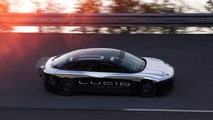 Lucid%20Air%20Alpha%20Speed%20Car%2001.3