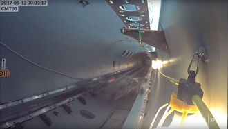 Her sendes sleden gjennom testanlegget. (Foto: Skjermdump, Hyperloop One)