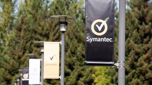 symantec-headquarters-flags-300dpi.300x1