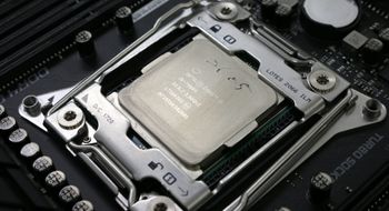 Test: Intel Core i9-7900X
