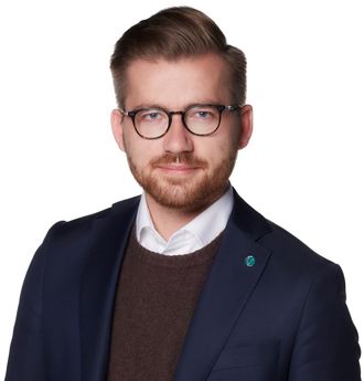 Sveinung Rotevatn er stortingsrepresentant for Venstre..