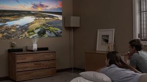 LG-ProBeam-Projector_HF85J_Bedroom.300x1