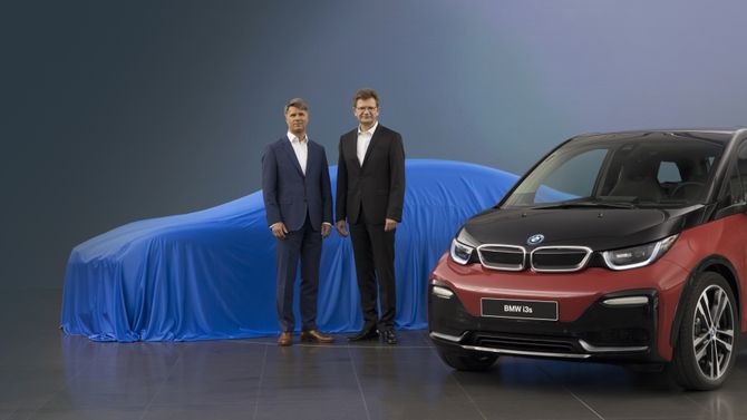 Harald Krüger og Klaus Fröhlich presenterte BMWs nye elbilstrategi torsdag.