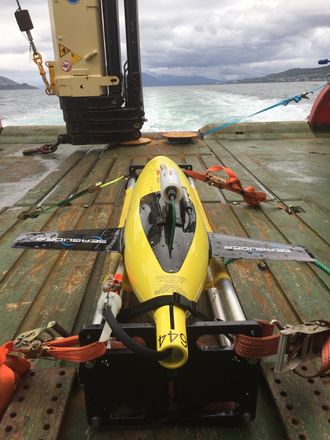 En dykkende Seaglider fra Kongsberg Maritime er en av dronene i glider-prosjektet.