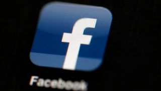 Psykolog forsvarer seg etter Facebook-skandale