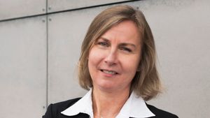 Elisabeth%20Aarsather.300x169.jpg
