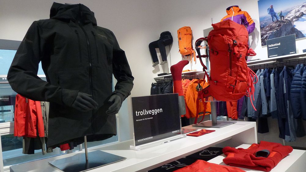 Trollveggen er en av de mest kjente Norrøna-kolleksjonene. Her fra showroomet på Lysaker.
