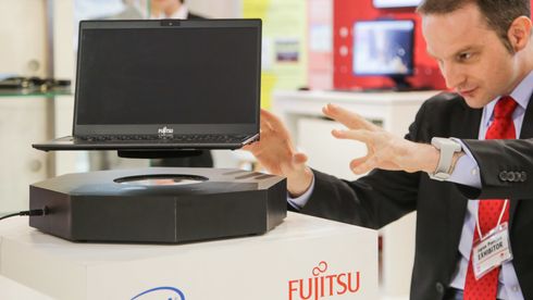 Fujitsu selger halvparten av pc-virksomheten til Lenovo