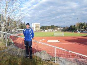 HÅPER FOLK KOMMER: Kolbotn-trener Knut Slatleim håper folk tar turen til årets siste hjemmematch!