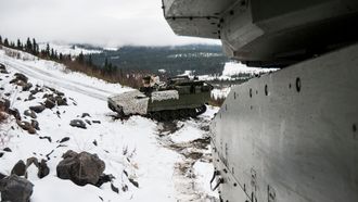 Forsvaret får 110 nye CV90 skrog og gjenbruker 34. 110 gamle tårn med en 30mm kanon gjenbrukes på nye skrog.