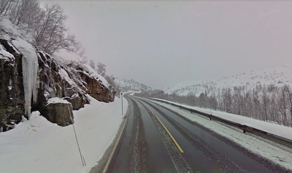 Bildet viser E 134 på Haukelifjell. Strekningen ligger i Vinje kommune i området Telemark vest. Anbudsfristen for driftskontrakten for dette området ble opprinnelig satt til 15. januar, men ble utsatt på grunn av usikkerhet i forbindelse med regionreformen. Nå er ny frist satt til 8. mars. 