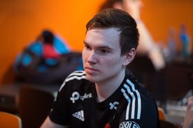 Eirik «ntR» Midstue fra BX3 er ny seriemester.