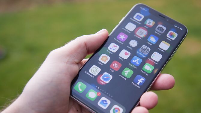Apple iPhone X