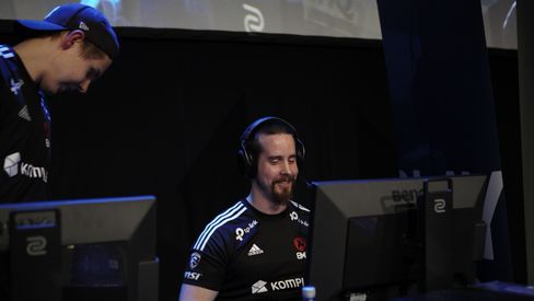 Smilene satt løst hos BX3 i finalen.