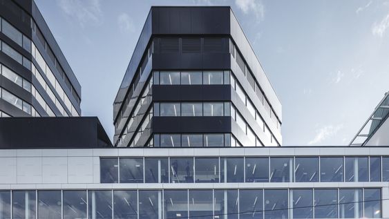 HENT har vært totalentreprenør, og MAD as er arkitektene bak bygget.