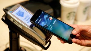 Anmeldt: Dansk forbrukerråd mener Apple Pay fortrenger konkurrentenes betalingsalternativer