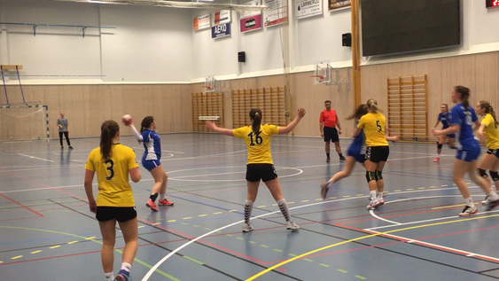 IMPONERTE IGJEN: Nok en gang viste Oppegårds J18 gode takter på hjemmebane. Nå ligger de på toppen av tabellen.