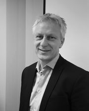 - De fleste store industrier behøver intelligente informasjonssystem, forteller Nordanger.