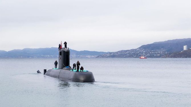 KNM «Uthaug» ble levert fra Forsvarsmateriell til ubåtvåpenet den siste dagen i oktober etter å ha gjennomført sin siste runde tungt vedlikehold.