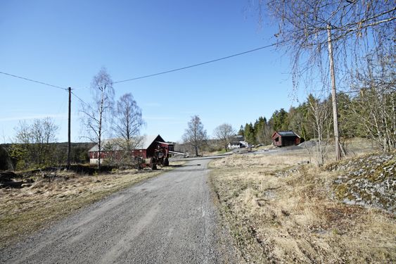 I DAG: Slik ser det ut på Taraldrud gård i dag. Her skal det nye beredskapssenteret bygges.