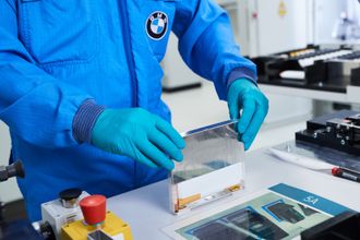 Utvikling av battericelleprodtotyper hos BMW.