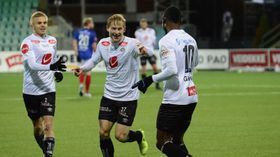 JUBEL: Taijo Teniste og resten av sogndallaget fekk mykje å jubla for mot Vålerenga.