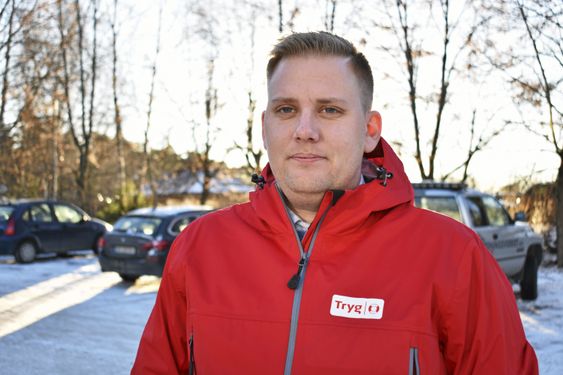 TRYGG: Kim Bergseth (35) er daglig leder i Tryg Forsikrings nye salgssenter på Kolbotn.