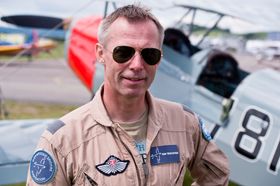 VETERANFLYENTUSIAST: Finn Terje Skyrud er leder i Kjeller Flyhistoriske forening og en ivrig forkjemper for veteranfly.