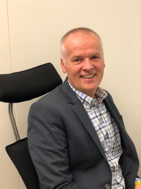 TENK DEG OM: Tore Rylander, fagsjef bilsalg og digitale flater i Norges Bilbransjeforbund, oppfordrer folk til å sette seg godt inn i avtalene før man bestemmer seg.