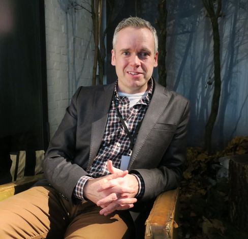 Mike Hastings leder Netflix' «Enhanced Content Team».