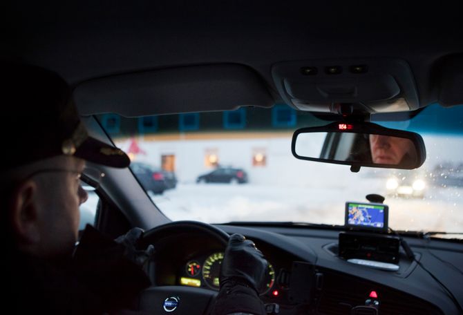 MANGE: Arbeidsgivers tolkning av arbeidstid mot reisetid rammer mange i politietaten - og også i hele det norske arbeidsliv.