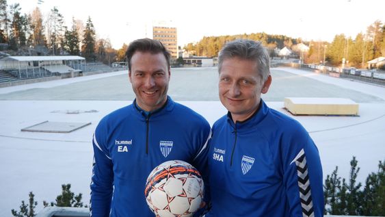 GLAD DUO: Sportslig leder Einar Engedahl er sikker på at Knut Slatleim er riktig mann for KIL i 2018.