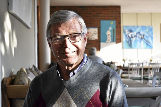 Portrettintervju med Kjell Magne Bondevik på Kaffebar'n 18. oktober 2017 i forbindelse med hans 70-årsdag i september, og at han skal trekke seg mer tilbake, mindre jobb, mer familie. Synnøve Sundby Fallmyr.