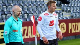 GODT HUMØR, OGSÅ PÅ BANA: Skaasheim vert skildra som ein glad gut av Sogndal fotball.