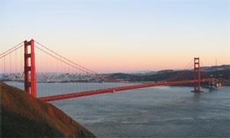 Dersom du blir med på kombinasjonsturen med rundreise i California, vil du blant annet få oppleve Golde Gate-broen i San Fransisco.