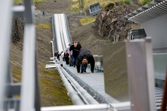 SLITNE: Det var noen som hadde det tungt mot slutten av overrennet i Vikersund.