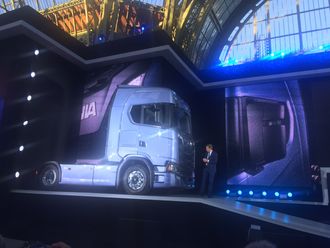 Scania S730.