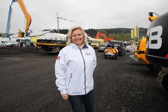 MGF-sjef og messegeneral Anita Hall virker å ha kontroll et snaut døgn før åpning av Vei og Anlegg.
