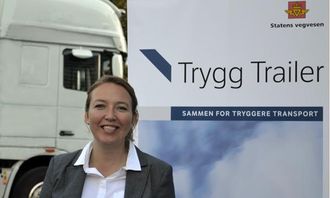 - Trygg Trailer vil ikke løse alle problemene i transportbransjen, sier prosjektleder Vibeke Grimstad, - men det er et bidrag. Vi i Statens vegvesen vil fortsette vår kontrollvirksomhet og andre tiltak for å skape en tryggere transport på norske veger.
